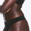 3-Pack Seamless Thongs – Black & White
