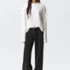 Ample Low Rise Loose Wide Cuff Jeans – Elegie Black – Black