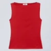 Annie Sleeveless Boat-Neck Top – Red