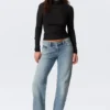 Arrow Low Rise Regular Straight Jeans – Blue Fade – Medium Blue