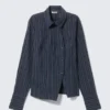 Asymmetric Fitted Poplin Shirt – Striped Dark Blue