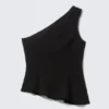 Asymmetric One-Shoulder Fitted Top – Black