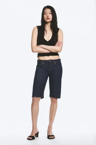Atom Low Rise Regular Knee-Length Denim Shorts – Blue Rinse – Dark Blue