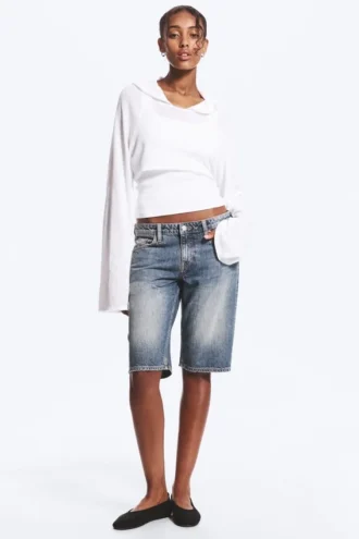 Atom Low Rise Regular Knee-Length Denim Shorts – Redondo Blue – Medium Blue