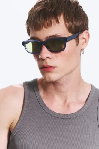 Bold Rectangular Frame Unisex Sunglasses – Dusty Light Grey