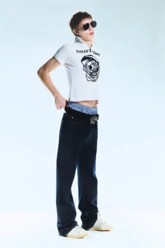 Boo Bootleg Low Rise Regular Bootcut Jeans – Blue Rinse – Dark Blue | Cheap Monday Gb