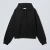 Boxy Heavyweight Hoodie – Black