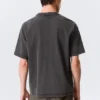 Boxy Printed Graphic T-Shirt – Black – Heartbeat