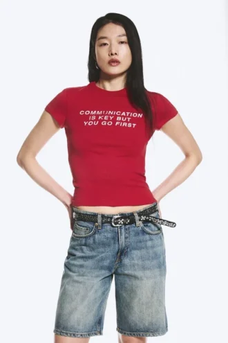Boxy Printed Short-Sleeved T-Shirt – Red – Communication