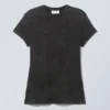Close Fitted Rib T-Shirt – Washed Black