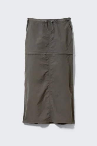 Convertible Nylon Cargo Skirt – Dark Grey