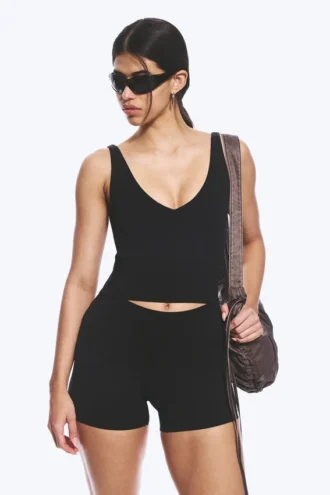 Cropped Plunge Sports Top – Black
