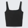 Cropped Sports Top – Black