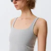 Cropped Sports Top – Light Dusty Grey