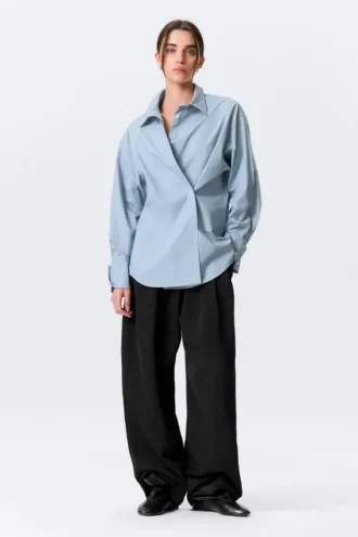 Cross-Buttoned Long-Sleeved Cotton Shirt – Light Blue