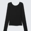 Deep Back Long-Sleeved Top – Black