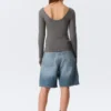 Deep Back Long-Sleeved Top – Grey