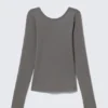 Deep Back Long-Sleeved Top – Grey