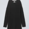 Dilaria Oversized Sweater – Black