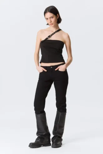 Faustina C One-Shoulder Buckle Suiting Top – Black
