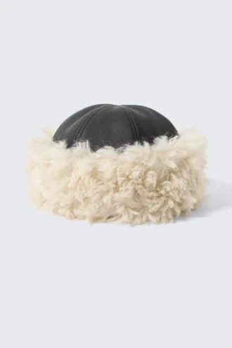 Faux Fur Hat – Black