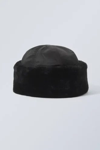 Faux Fur Nylon Hat – Black