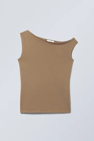 Fitted Asymmetric Top – Beige