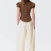 Fitted Short-Sleeved Resort Shirt – Striped Brown
