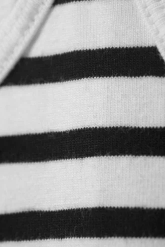 Fitted Strappy Scoop Neck Singlet – Black & White Stripe