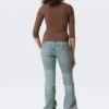 Fitted Three-Quarter Sleeve Top – Dark Brown