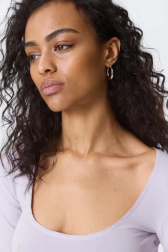 Fitted Three-Quarter Sleeve Top – Light Lilac