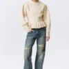 Flounced Hem Knitted Sweater – Off-White