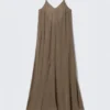 Flowy Maxi Dress – Brown