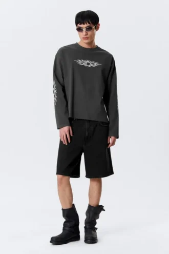 Great Boxy Graphic Long Sleeve T-Shirt – Dark Grey – Air Flame