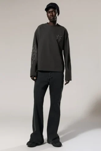 Great Boxy Graphic Long Sleeve T-Shirt – Dark Grey – Tristar