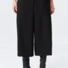 Hanne H Capri Suiting Trousers – Black