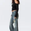 Helix Low Rise Regular Flared Jeans – Arizona Worn – Medium Blue