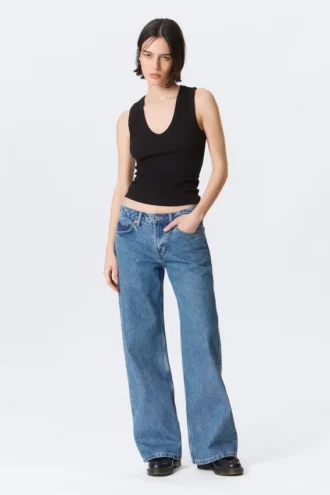 imoo low rise loose wide jeans 90s blue medium blue 1 330x495 - Imoo Low Rise Loose Wide Jeans - 90S Blue - Medium Blue