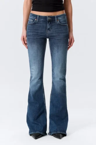 Katsumi Low Rise Slim Flared Leg Jeans – Peak Blue – Medium Blue