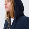 Knitted Slim Fit Zip Hoodie – Dark Navy Blue