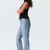 Laika Mid Rise Regular Straight Jeans – Eighteen Blue – Medium Blue