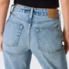 Laika Mid Rise Regular Straight Jeans – Eighteen Blue – Medium Blue