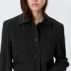 Lean Buttoned Jacket – Pinstriped Black
