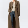 Long Fitted Single-Breasted Suiting Coat – Medium Brown
