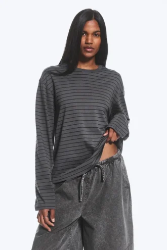 Long-Sleeved Boxy Cotton T-Shirt – Striped Dark Grey