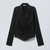 Long-Sleeved Fitted Satin Shirt – Black