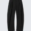 Loose Fit Barrel Leg Suiting Trousers – Black