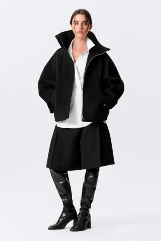 Loose Fit Wool Jacket with Raglan Sleeves – Black