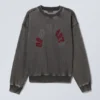 Loose Graphic Sweatshirt – Washed Black – Down to Earth