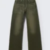 Looser Regular Waist Loose Straight Jeans – Deep Green – Khaki Green | Cheap Monday Gb